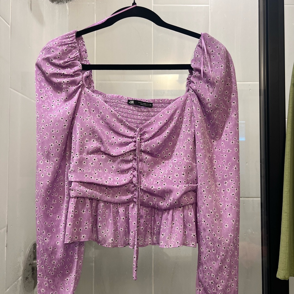 ZARA top. Size XS.